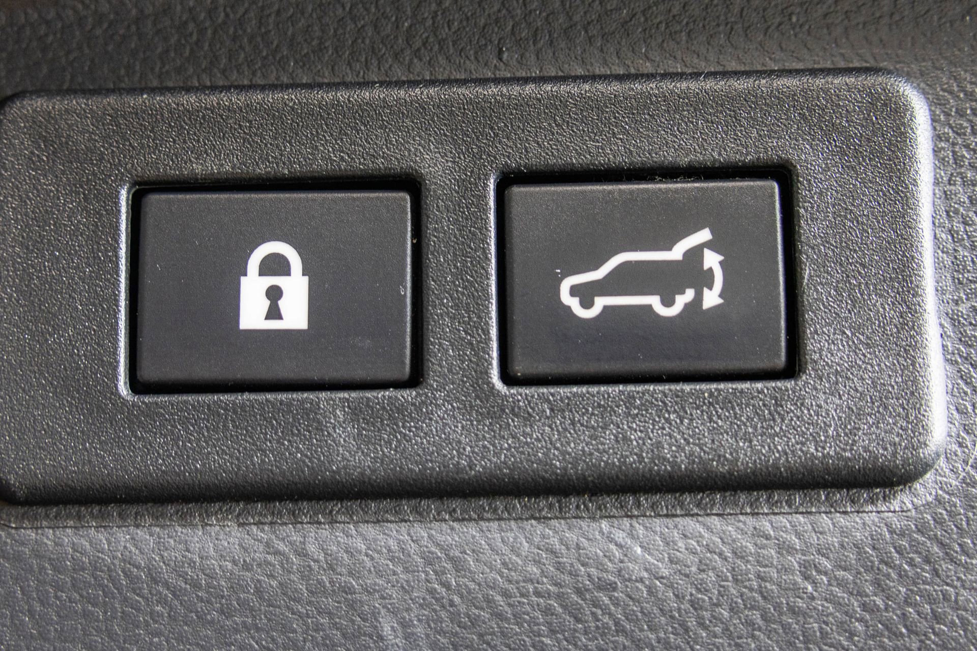 Used 2022 Subaru Outback Touring image 45