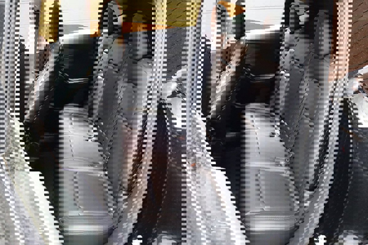 Used 2023 Tesla Model Y Long Range image 28