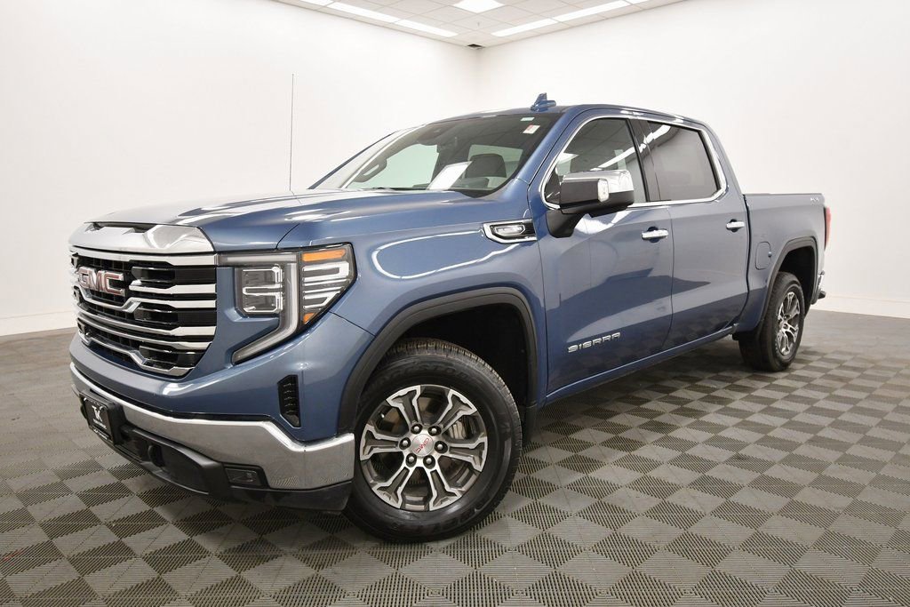 Used 2024 GMC Sierra 1500 SLT image 2