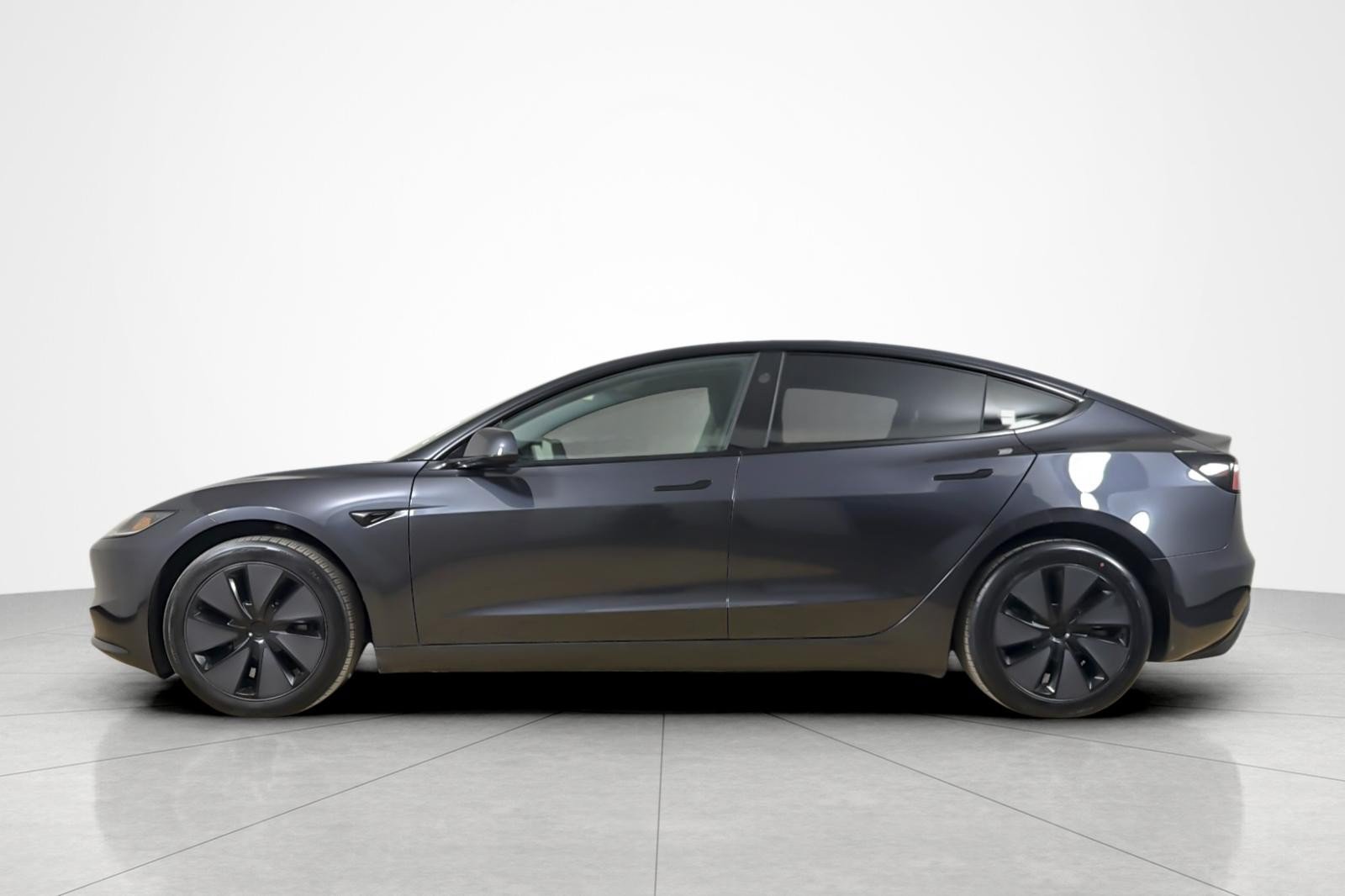 Used 2025 Tesla Model 3 Long Range RWD image 2
