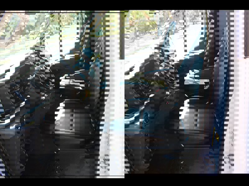 Used 2023 Ford Transit 250 Medium Roof image 21