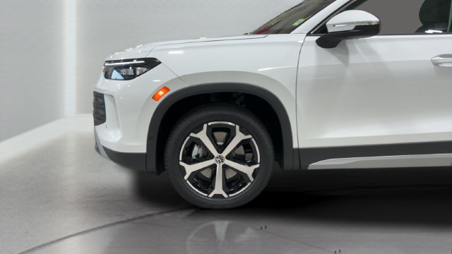 New 2026 Volkswagen Tiguan SE AWD/4WD image 25