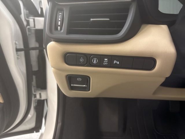 Certified 2025 Acura TLX w/ Technology Package image 27