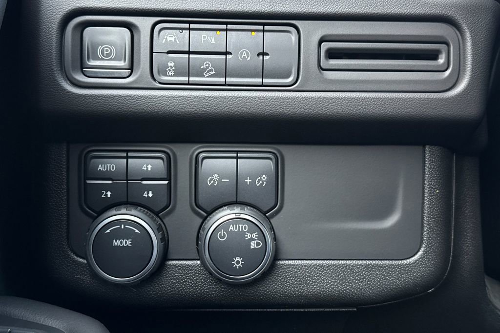 Certified 2023 Chevrolet Tahoe Z71 image 34