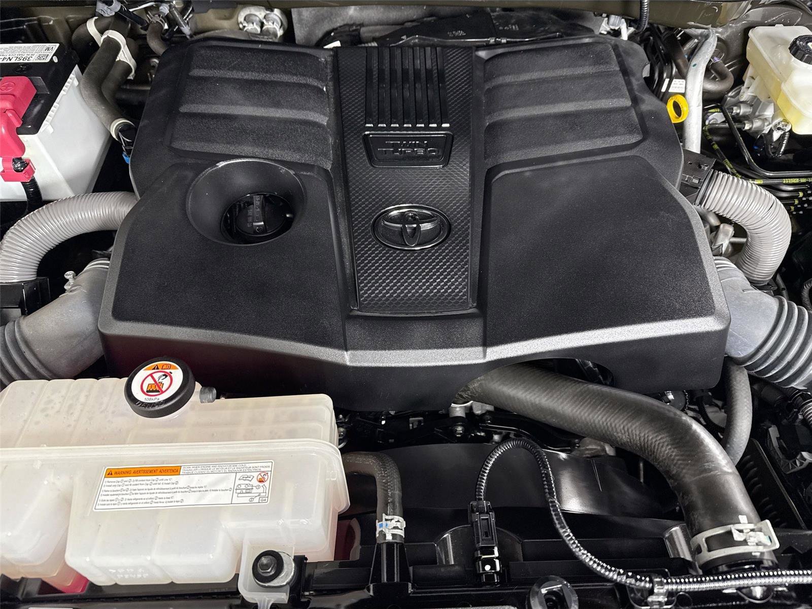 Used 2023 Toyota Tundra SR5 w/ SR5 Convenience Package AWD/4WD image 43
