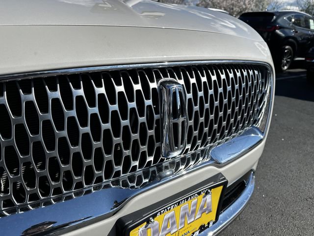 Used 2023 Lincoln Nautilus Reserve w/ Cargo Utility Package image 10