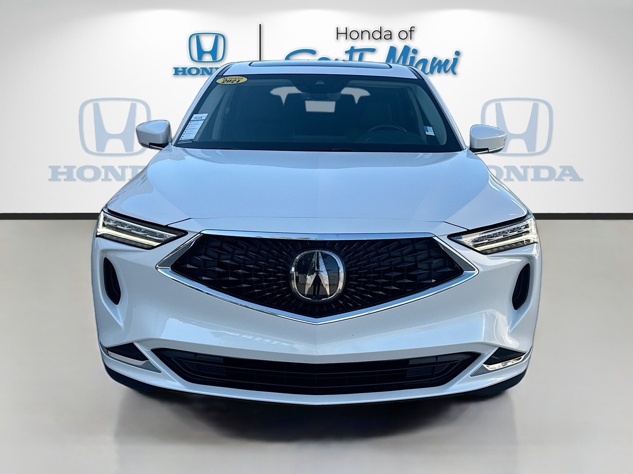Used 2024 Acura MDX FWD image 2