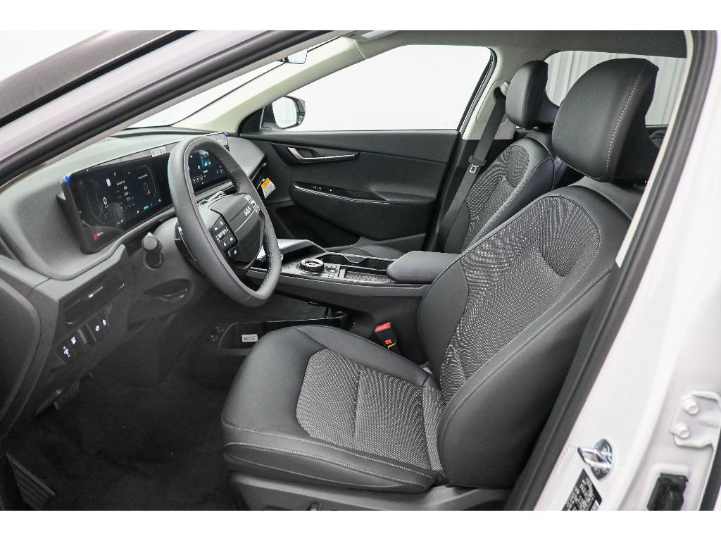 New 2025 Kia EV6 Light image 18