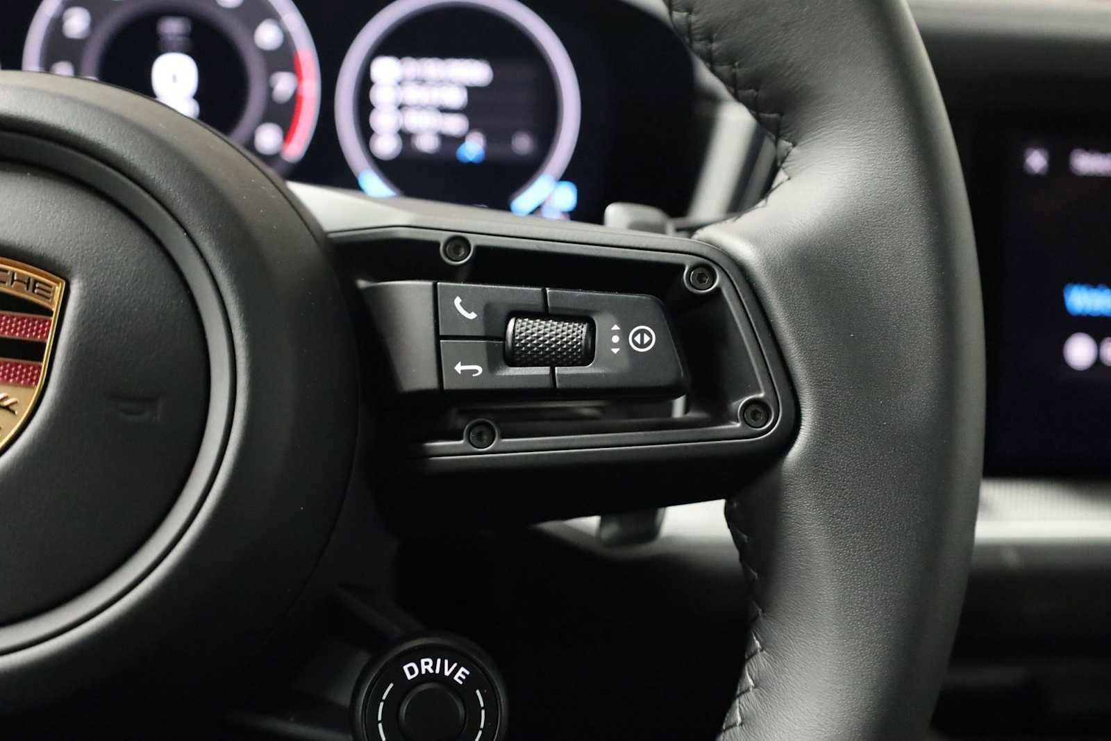 New 2026 Porsche Cayenne Coupe image 28