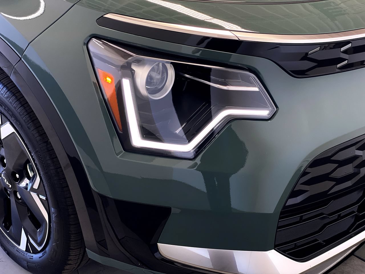 New 2026 Kia Niro Wind FWD image 11