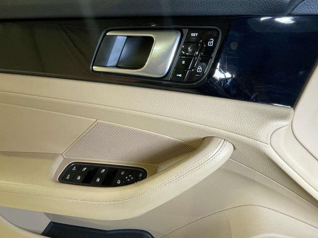 Certified 2021 Porsche Panamera 4 AWD/4WD image 41