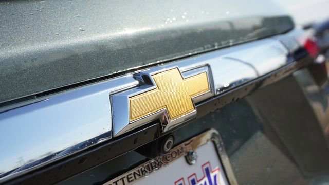 Used 2022 Chevrolet Traverse LT w/ LPO, Cargo Package image 12