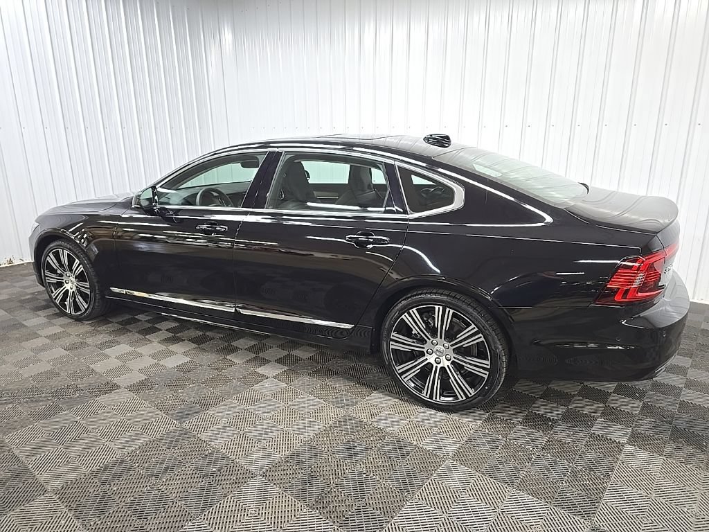 Used 2025 Volvo S90 B6 Plus AWD/4WD image 4