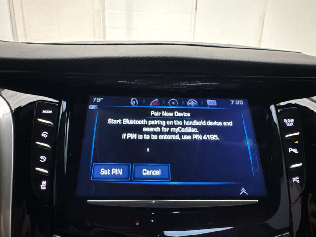 Used 2020 Cadillac Escalade ESV 4WD image 31