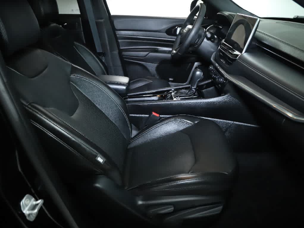 Certified 2023 Jeep Compass High Altitude AWD/4WD image 36
