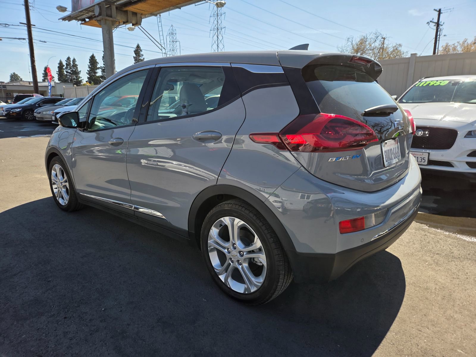 Used 2020 Chevrolet Bolt LT image 2