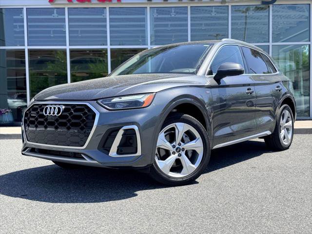 Used 2023 Audi Q5 2.0T Premium Plus w/ Premium Plus Package AWD/4WD image 2