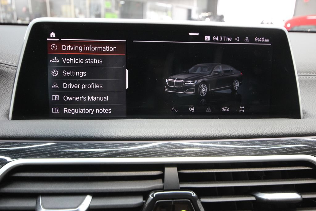 Used 2022 BMW 740i xDrive w/ Premium Package AWD/4WD image 28