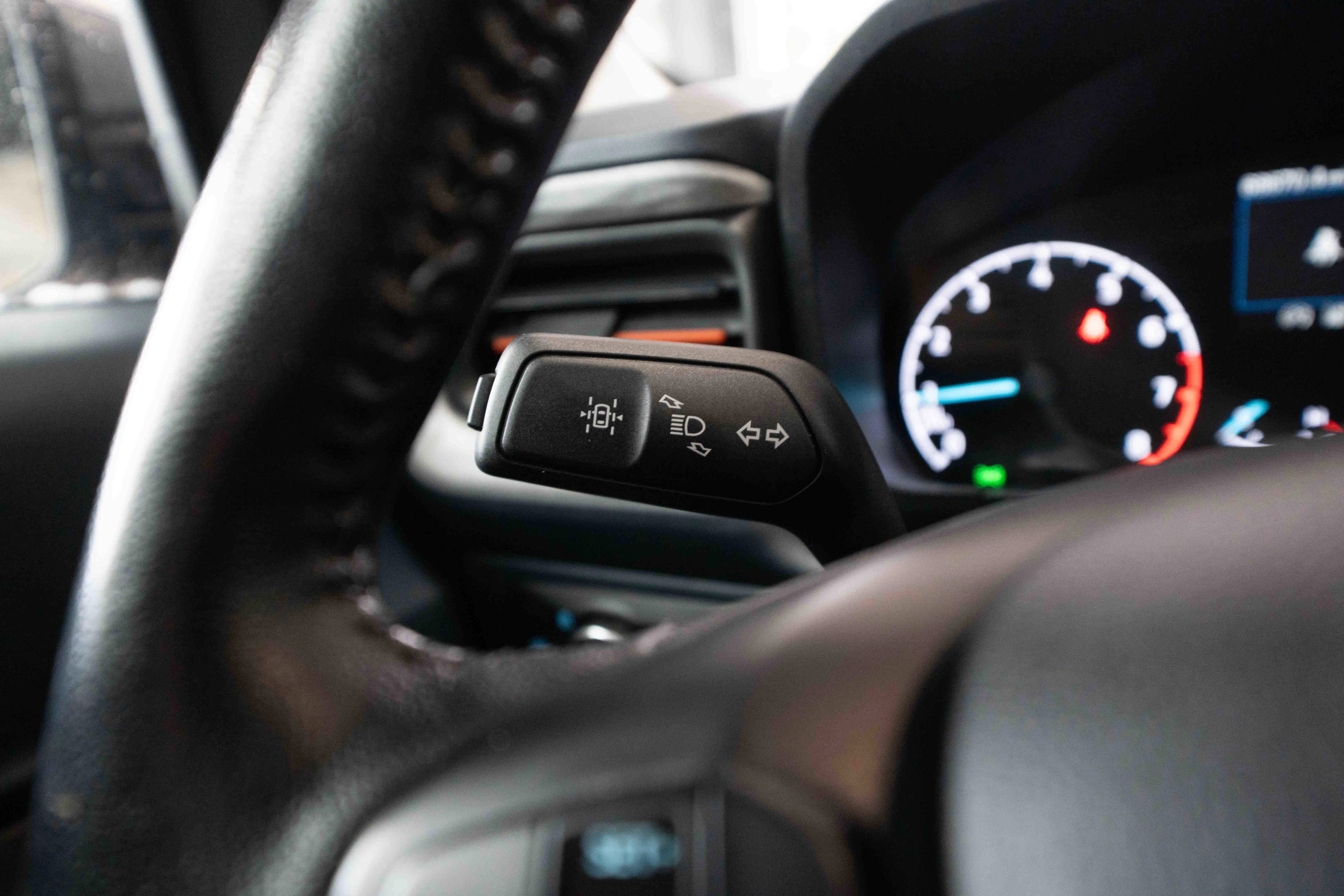 Used 2022 Ford Maverick XLT w/ Equipment Group 300A Standard image 13