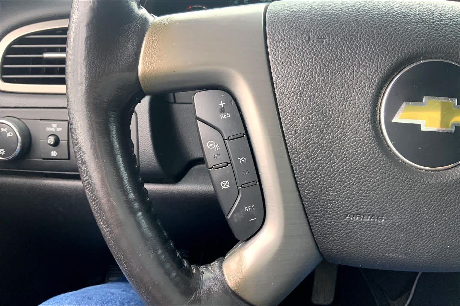 Used 2012 Chevrolet Tahoe LTZ RWD image 23