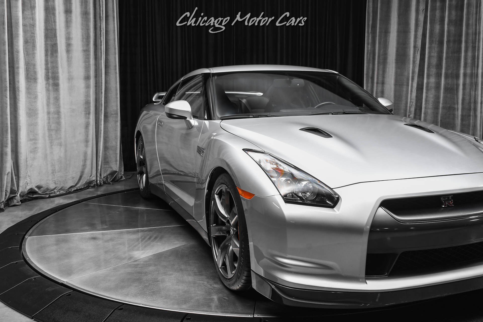 Used 2009 Nissan GT-R Premium AWD/4WD image 39