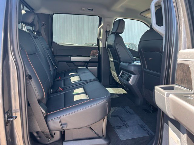 New 2026 Ford F250 Lariat w/ Black Appearance Package AWD/4WD image 14