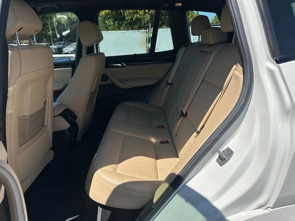 Used 2016 BMW X3 xDrive28i AWD/4WD image 9