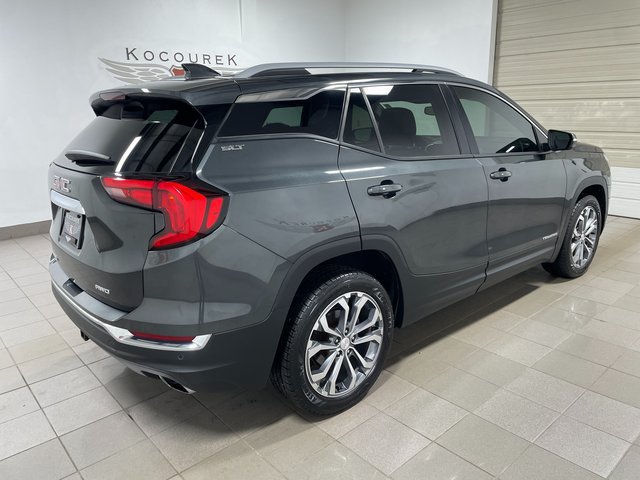 Used 2018 GMC Terrain SLT w/ GMC Pro Grade Package AWD/4WD image 6