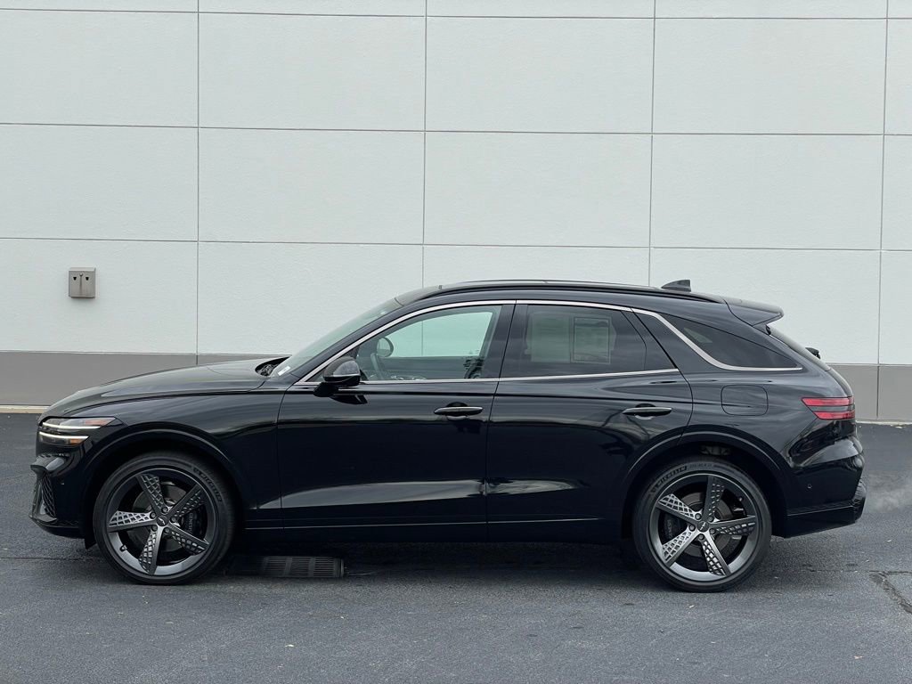 Used 2023 Genesis GV70 3.5T Sport w/ Sport Prestige Package video 2