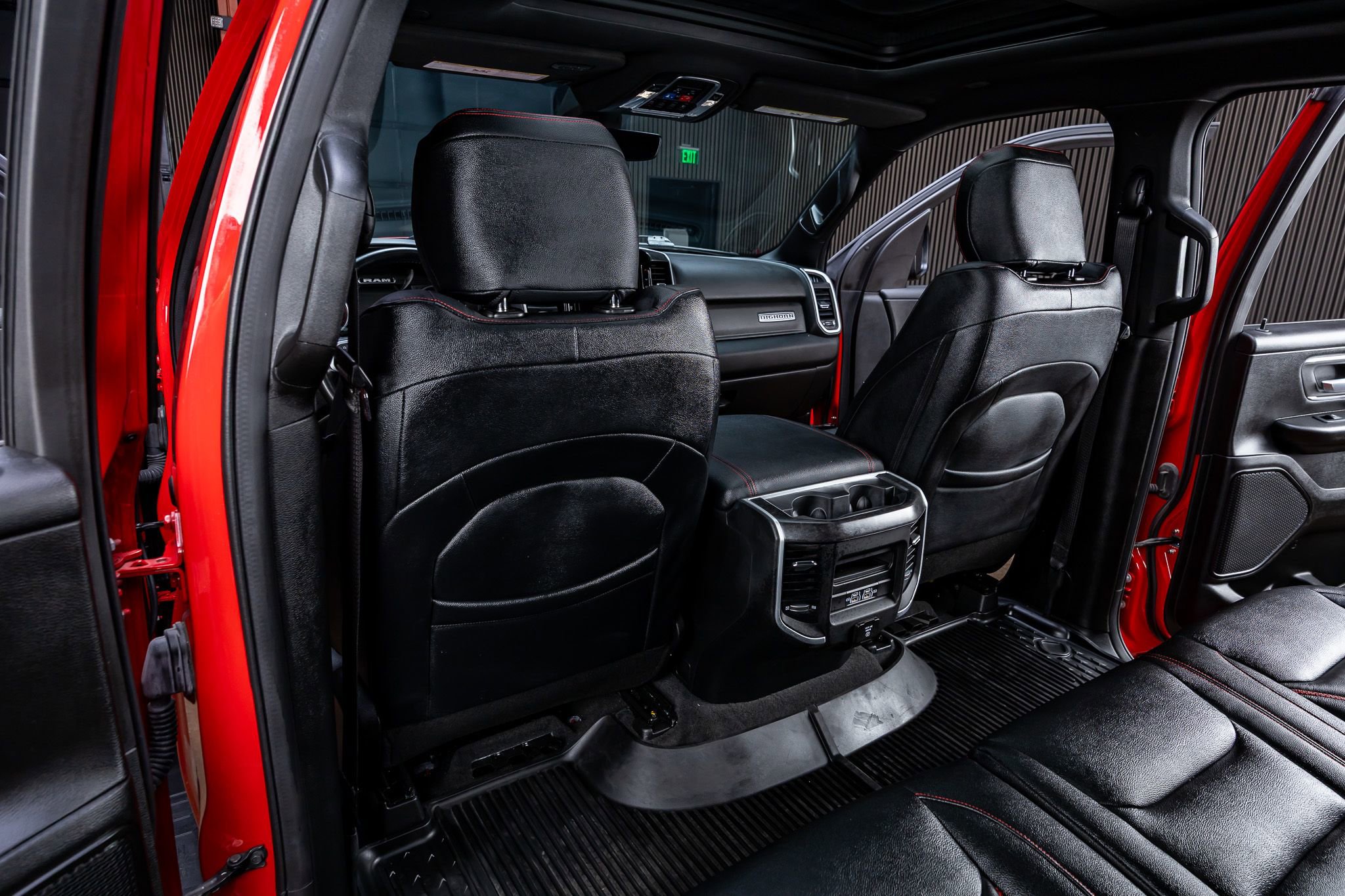 Used 2022 RAM 1500 Big Horn AWD/4WD image 33