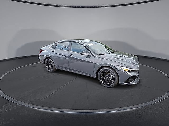 New 2026 Hyundai Elantra SEL Sport Premium FWD image 14