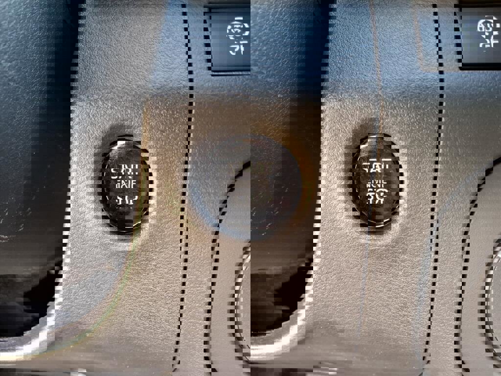 New 2026 Nissan Frontier PRO-4X w/ Pro-4x Convenience Package image 10