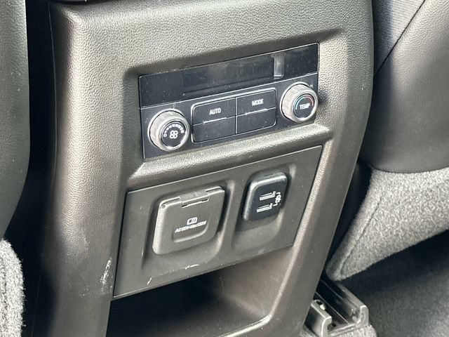 Used 2018 Chevrolet Traverse LT FWD image 18