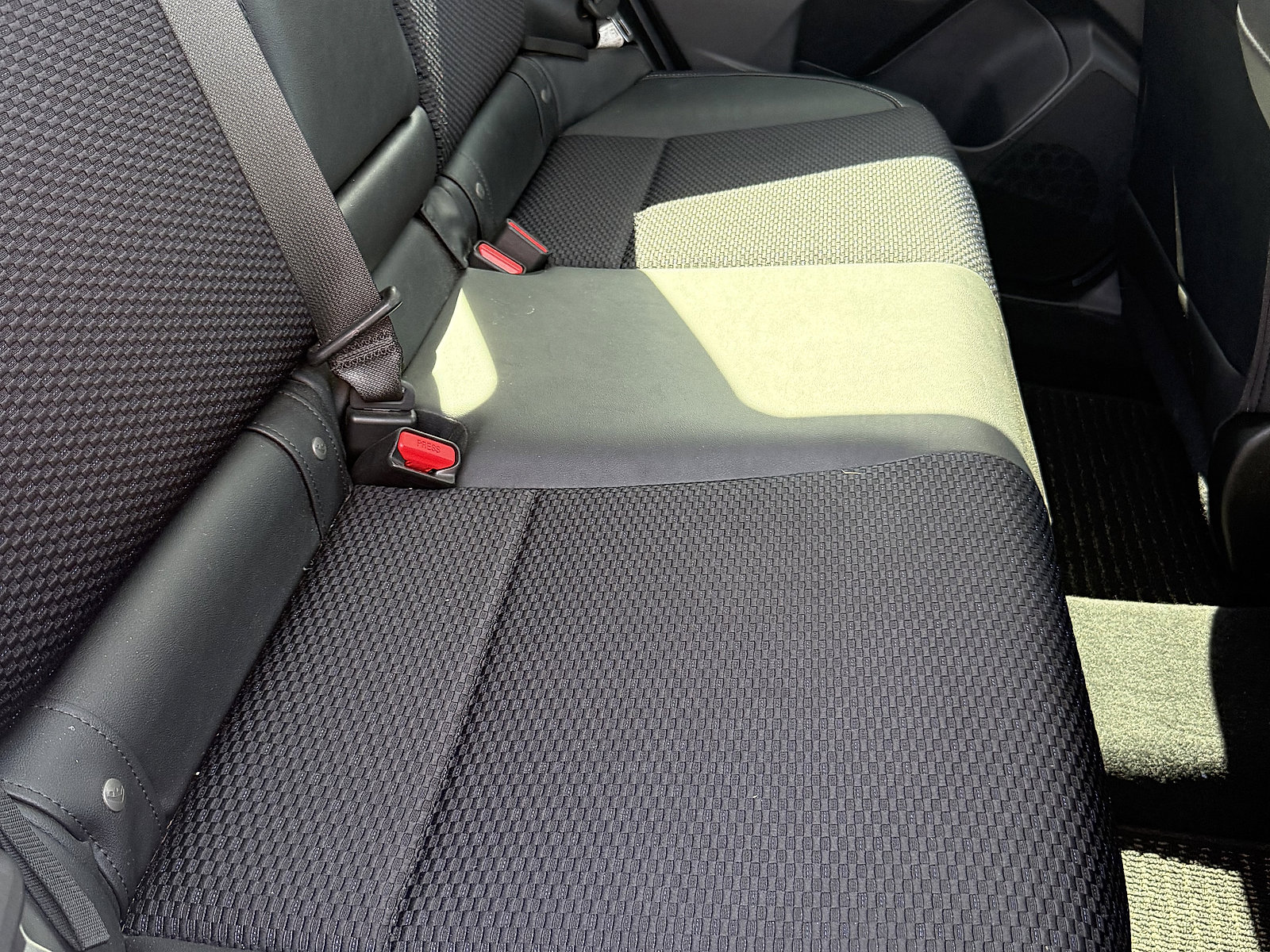 Used 2018 Subaru Forester 2.5i Premium w/ Popular Package #3B image 15