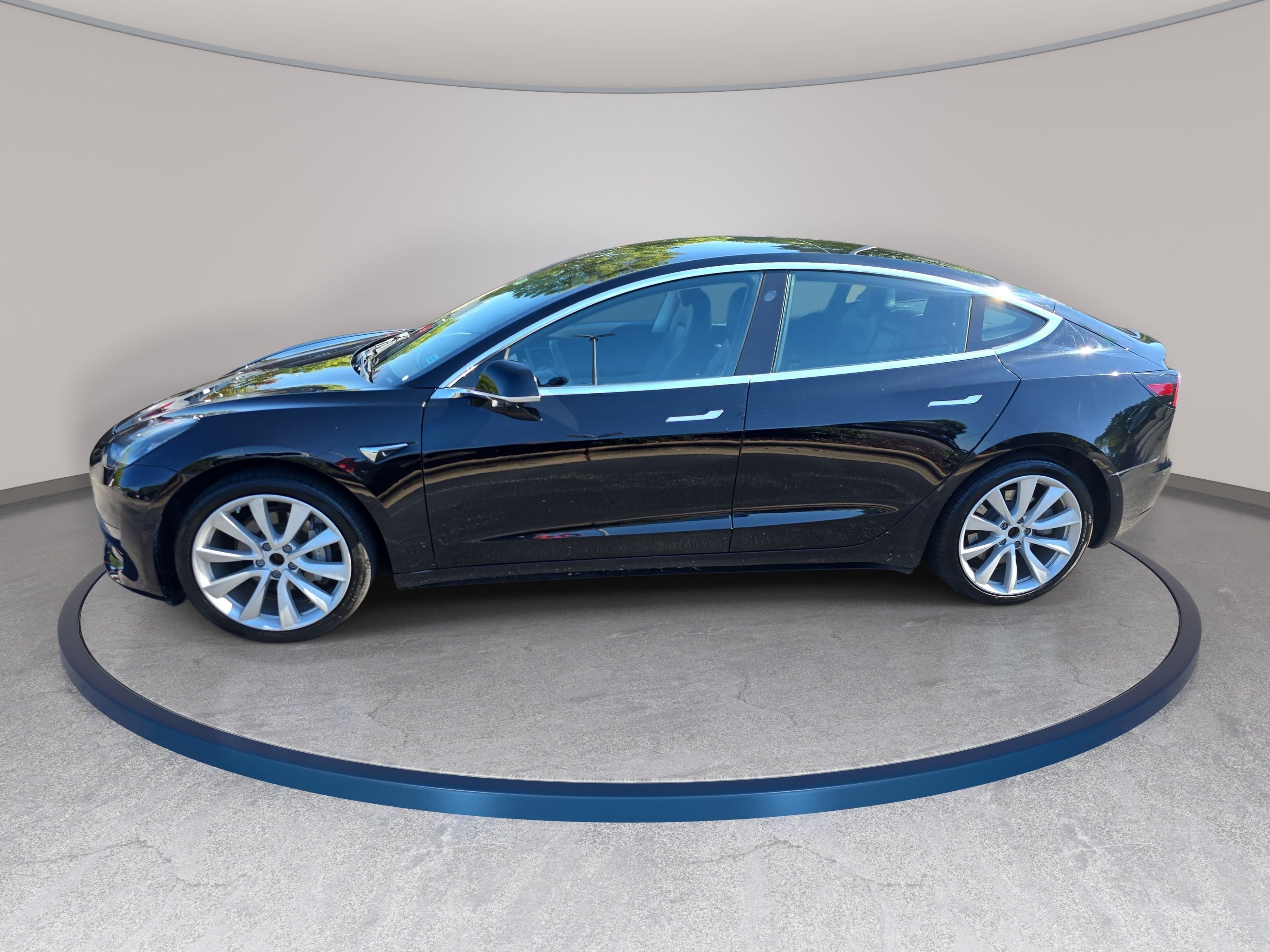 Used 2020 Tesla Model 3 Long Range AWD/4WD image 8