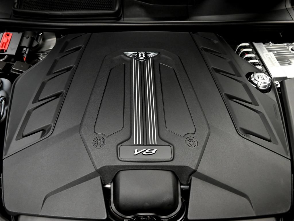 Used 2022 Bentley Bentayga AWD/4WD image 27