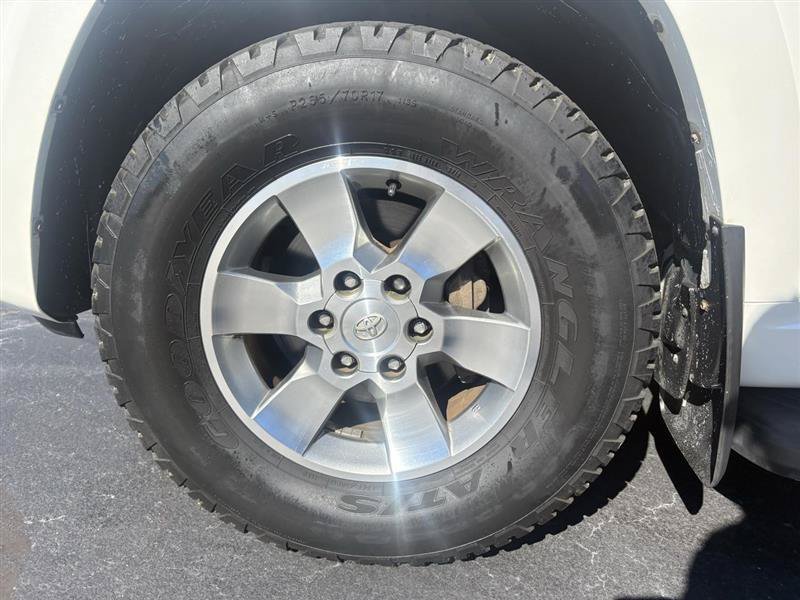 Used 2012 Toyota 4Runner SR5 RWD image 7
