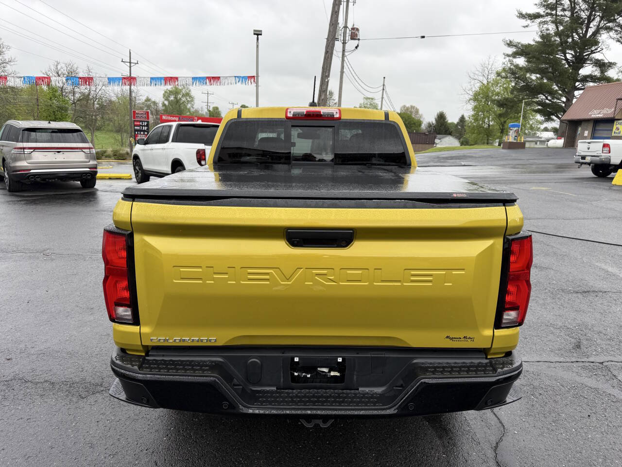 Used 2023 Chevrolet Colorado Z71 w/ Z71 Convenience Package 2 AWD/4WD image 5