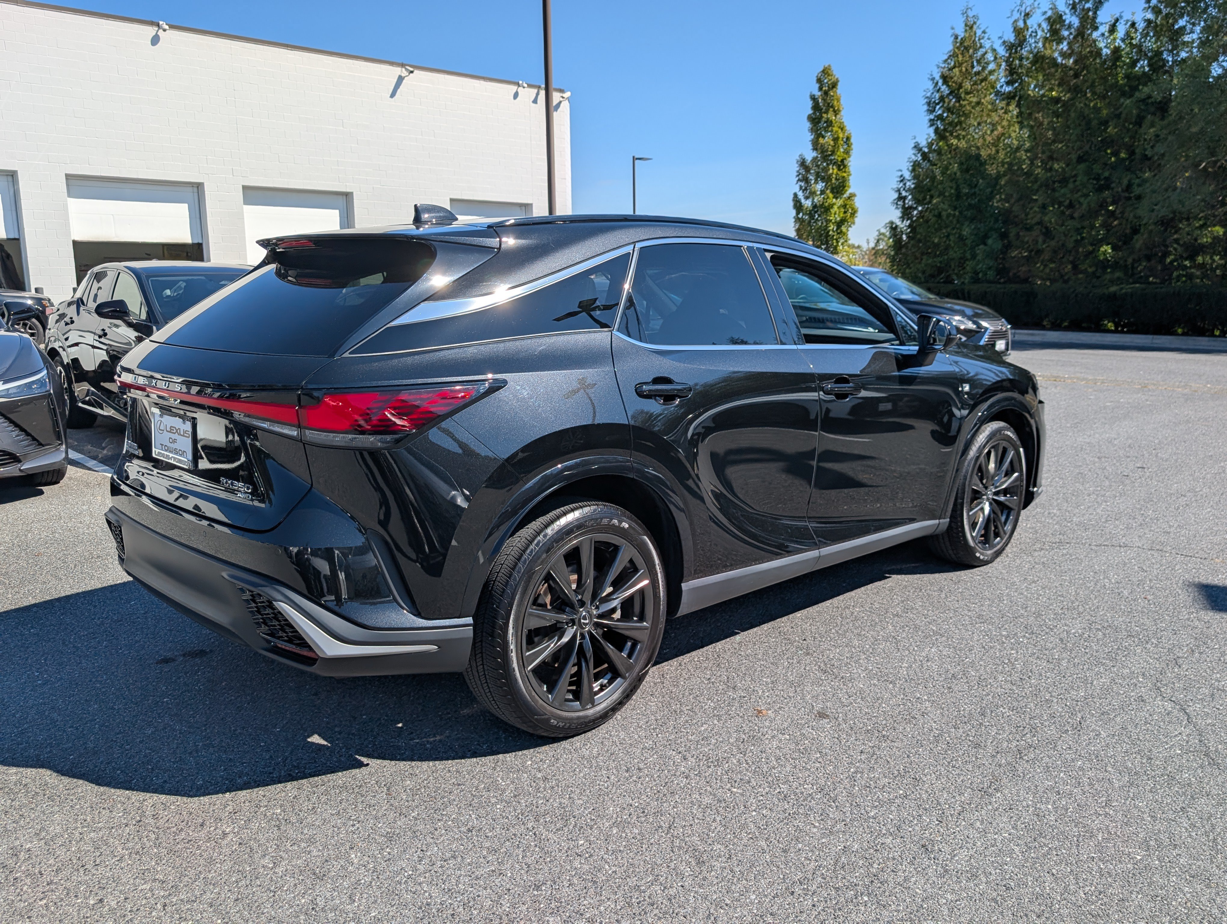 Used 2024 Lexus RX 350 F Sport w/ Technology Package AWD/4WD image 3