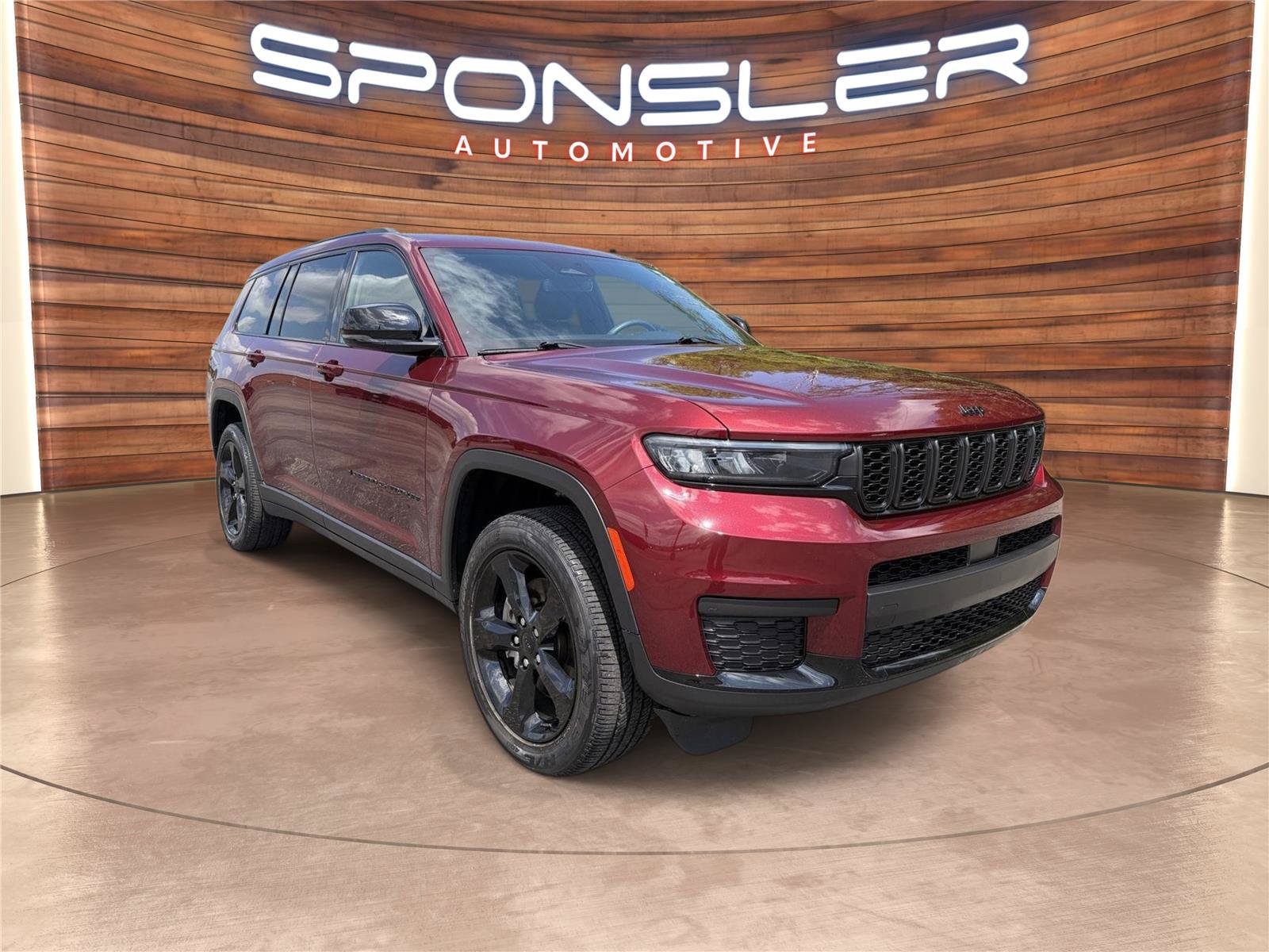 Used 2023 Jeep Grand Cherokee L Laredo AWD/4WD image 9
