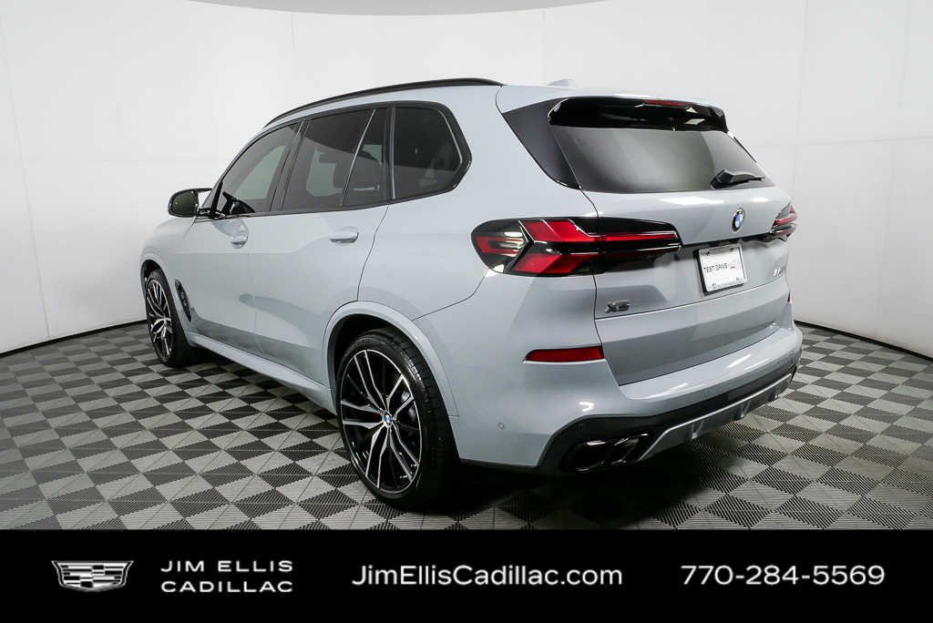 Used 2025 BMW X5 M60i AWD/4WD image 29