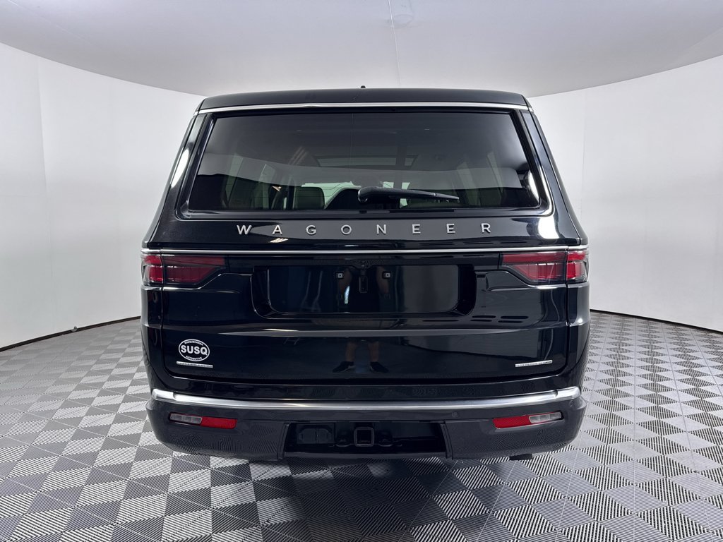 Used 2022 Jeep Wagoneer Series III w/ Premium Group I AWD/4WD image 13