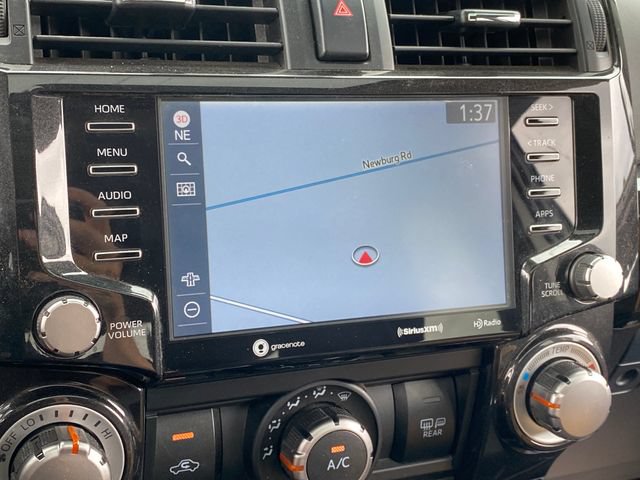 Used 2022 Toyota 4Runner TRD Off-Road Premium w/ Moonroof Package AWD/4WD image 32