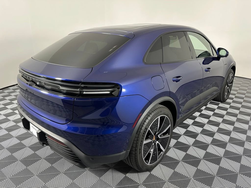 Certified 2026 Porsche Macan 4 Electric w/ Premium Package AWD/4WD image 10