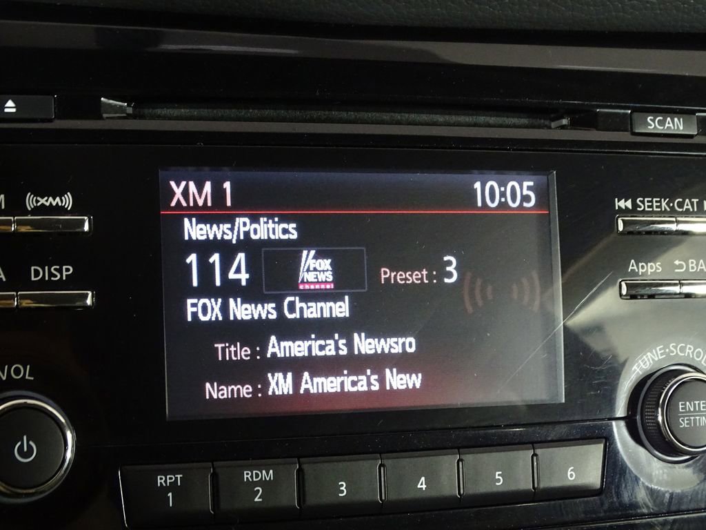 Used 2016 Nissan Rogue S w/ Appearance Package image 29