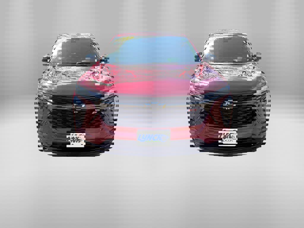 Used 2024 Chevrolet Trax RS w/ Sunroof Package FWD image 2