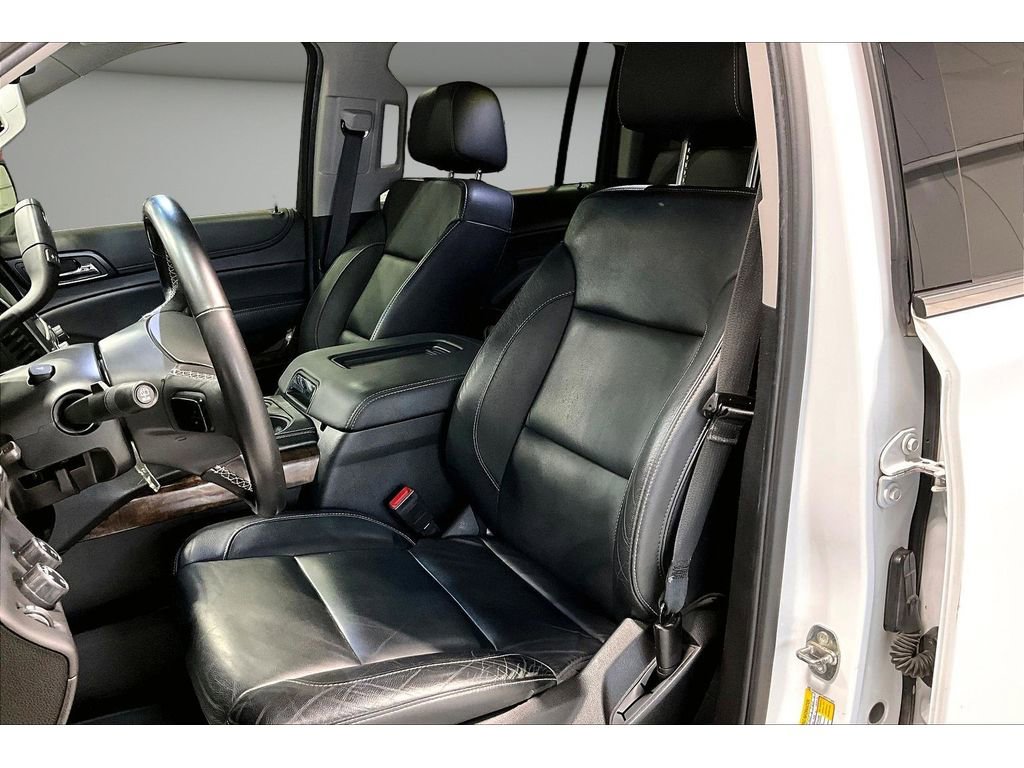 Used 2019 Chevrolet Suburban LT AWD/4WD image 27