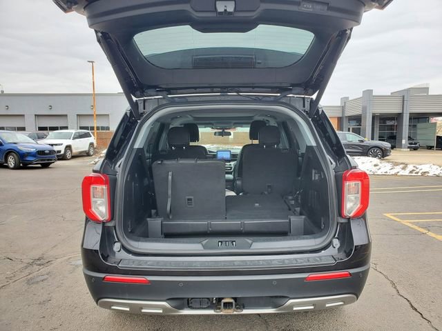 Used 2022 Ford Explorer XLT w/ Equipment Group 202A image 28