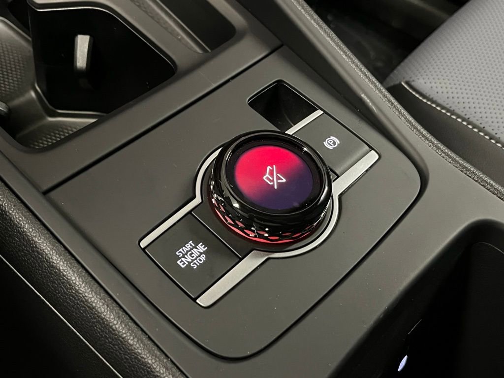 New 2025 Volkswagen Tiguan SE R-Line image 14