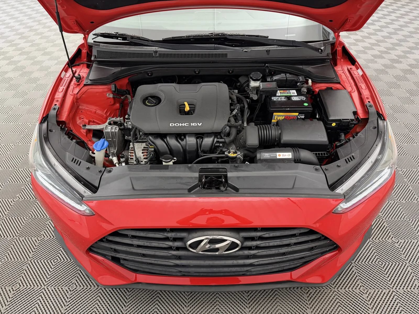 Used 2019 Hyundai Veloster 2.0 FWD image 32